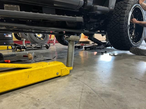 2023-2025 Ford Super Duty F250/F350 Traction Bars